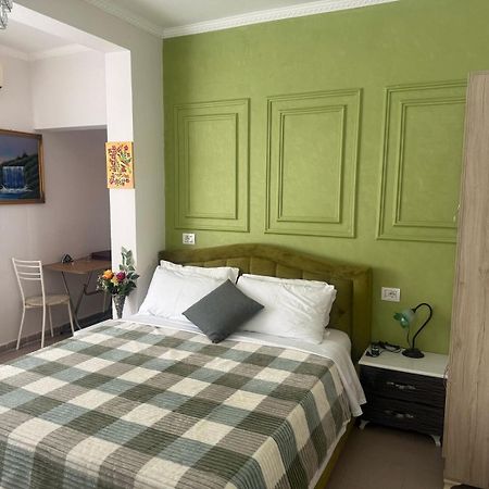 Apartments Next To The Beach In Durres Bagian luar foto