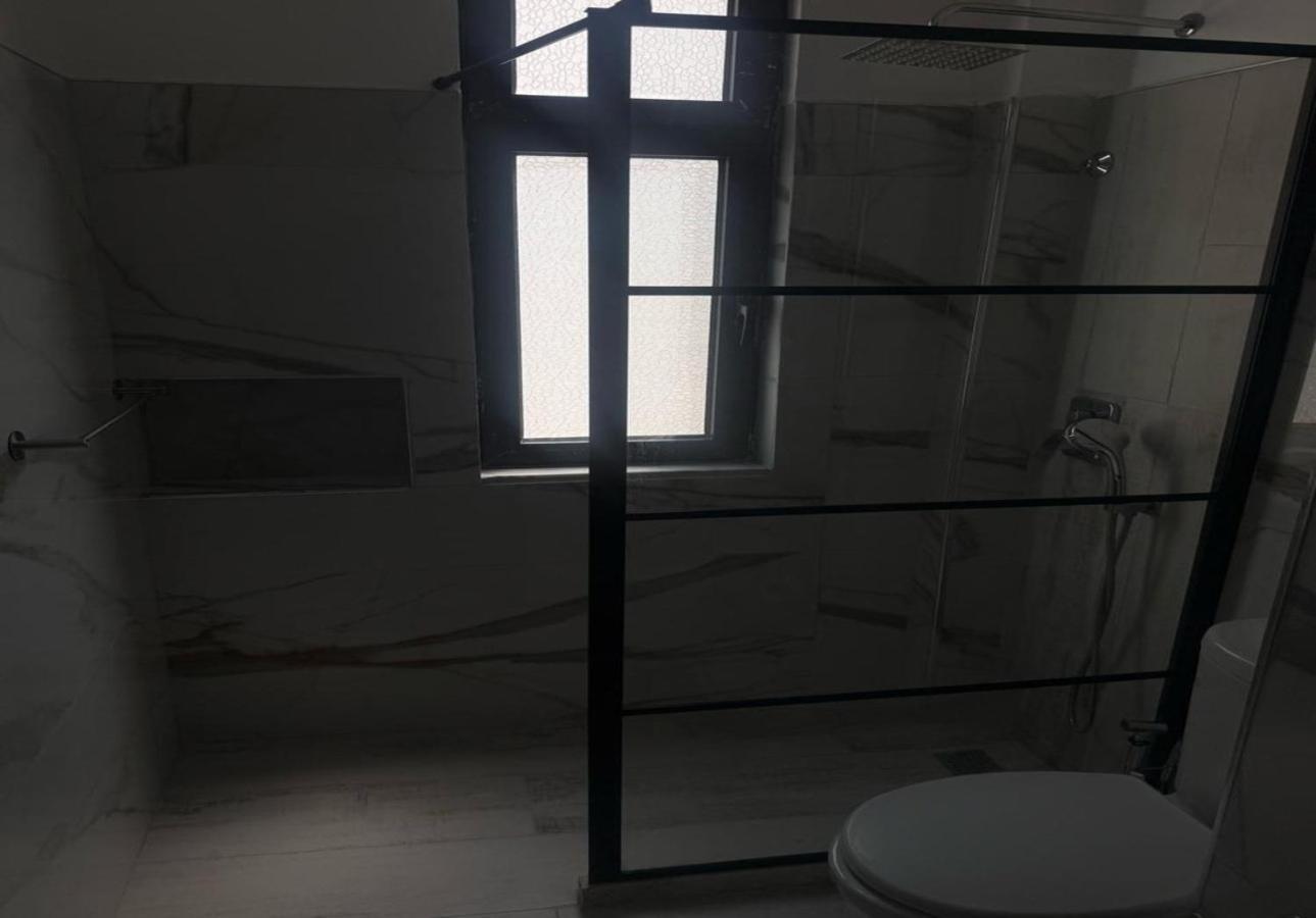 Apartments Next To The Beach In Durres Bagian luar foto