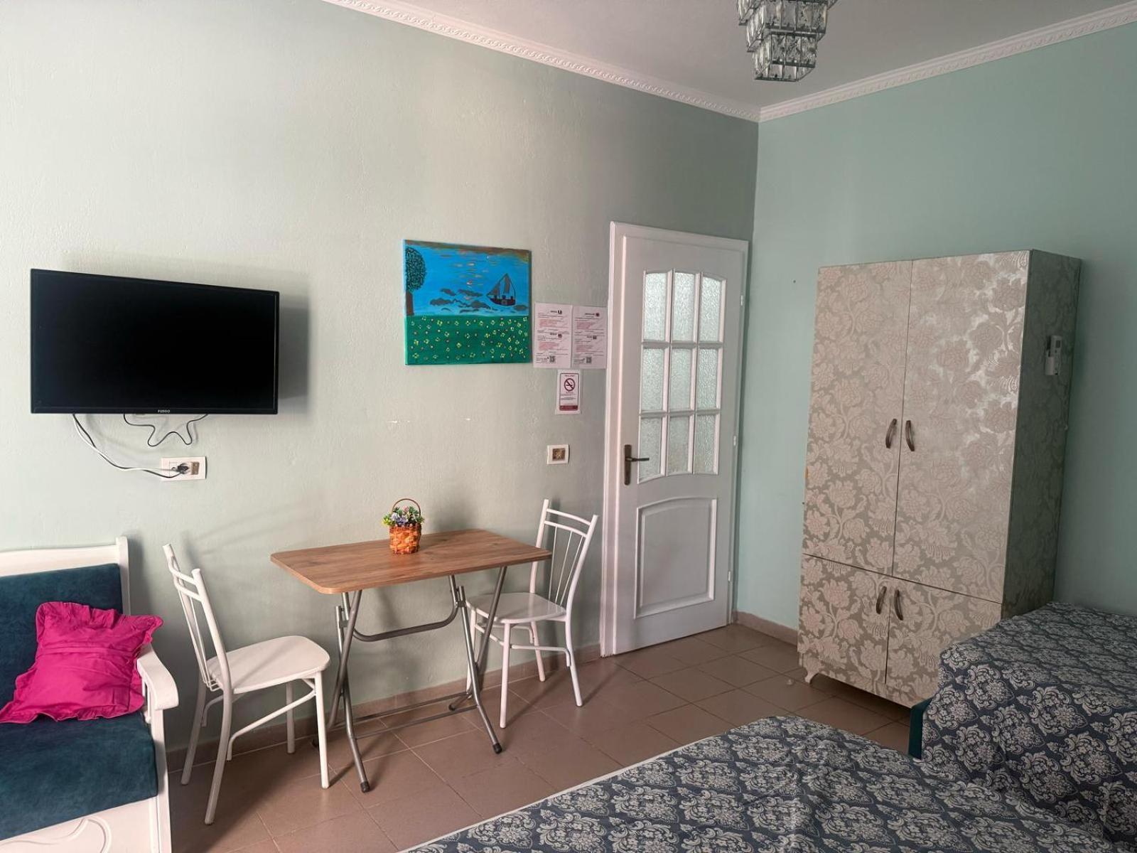 Apartments Next To The Beach In Durres Bagian luar foto